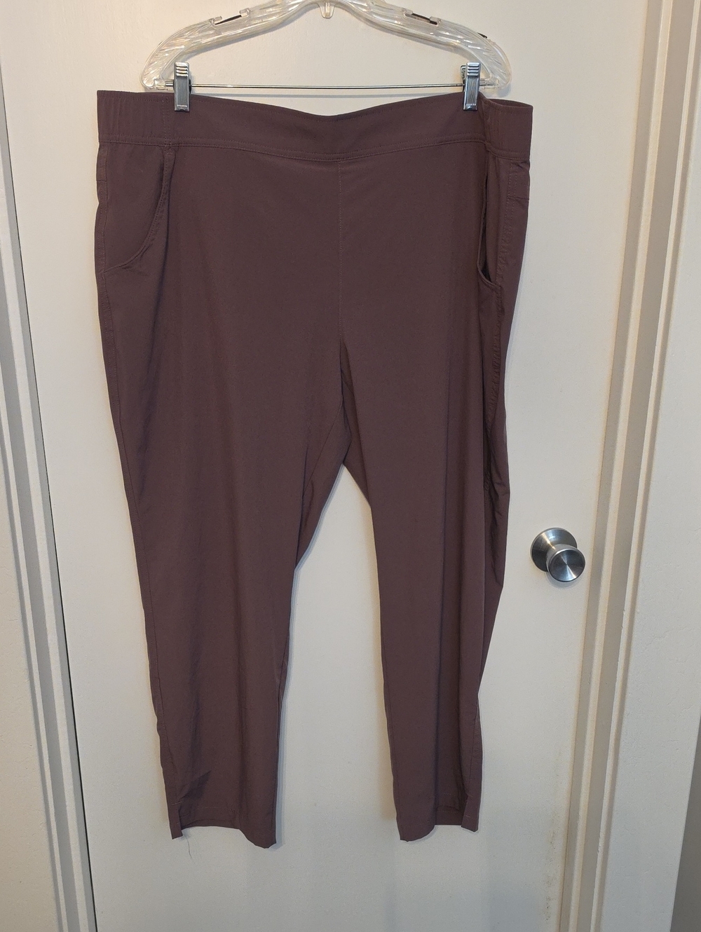 Eddie Bauer Mauve Stretch Pull-On Leggings